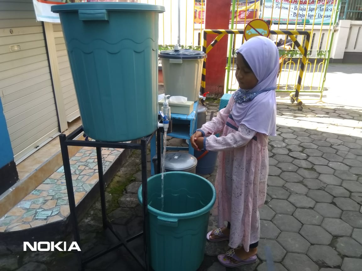 Pembagian Raport TK IT Tetap dengan Protokol Kesehatan